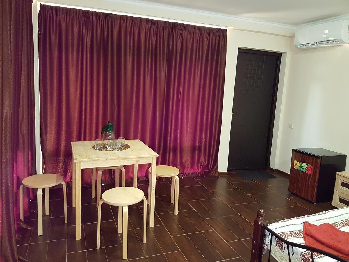 Guest House Black Sea Pitsunda Exterior foto