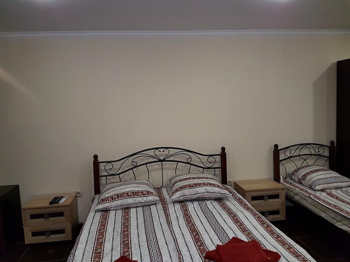 Guest House Black Sea Pitsunda Exterior foto